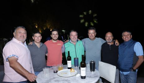  Paco Armendáriz, Fernando Pérez, Paco Armendáriz, Héctor Morales, Roberto Pedroza, Rafa Espinosa y Ariel Reyes.