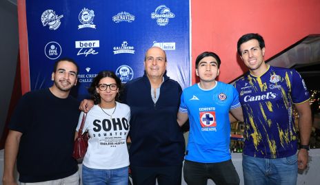  Ricardo Martínez, Macarena Alcalá, Rafael Alcalá, Oscar y Pollo Alcalá.