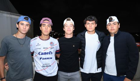  Patricio Tapia, Salvador Orozco, Alejandro Martínez, Fidel Andrade y Juan Pablo González.