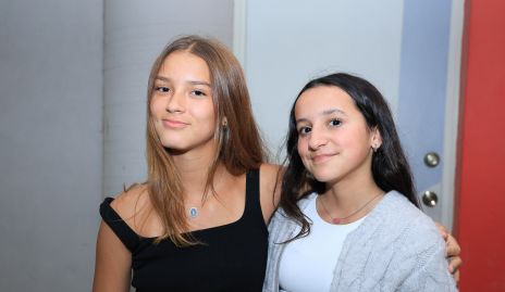  Roberta Benavente y Sofía Peña.