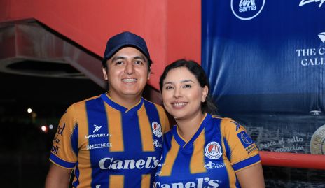  Josué y Karen.