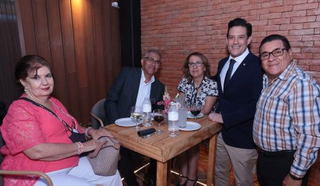  Rosario Navarro, Jesús Hernández, Concepción Martin del Campo, Marco González y Rogelio Gómez.