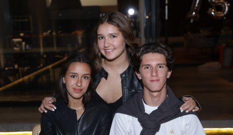  María Narro, Martina Benavente y Santiago Galván.