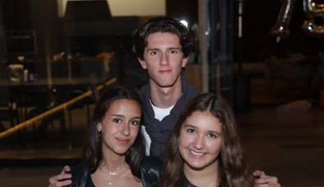  María Narro, Santiago Galván y Martina Benavente.