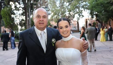  Alfonso Carrillo con su hija Regina.