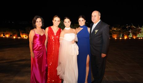  Begoña Carrillo, Gabriela Valverde, Regina Carrillo y Alfonso Carrillo.