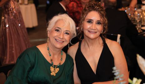  Anahi Pájaro y Gina García.