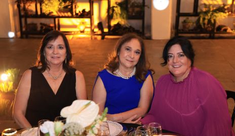  Patricia Rangel, Rebeca Téllez y Lourdes del Valle.