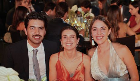  Rodrigo Espinosa, Verónica Abud y Vero Martínez.