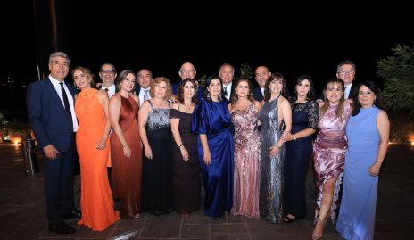 Rafael Tobías, Isabel Carrillo, Humberto Rodríguez, Claudia Quintero, Arturo González, Anabell Valle, Pedro Leal, Sandra Galván, Rocío Espinosa, Federico Otero, Lorena Robles, Jesís Curial, Pituca Espinosa, Paty Valadés, Ana Lilia Von Der Meden, Luis Gerardo Ortuño y Lucía Bravo.