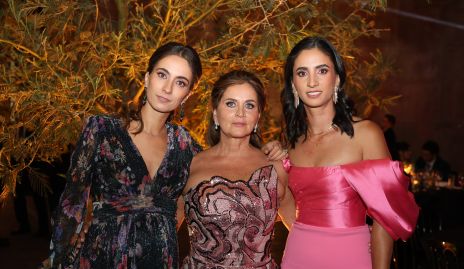  Lorena Andrés, Lorena Robles y Melissa Andrés.