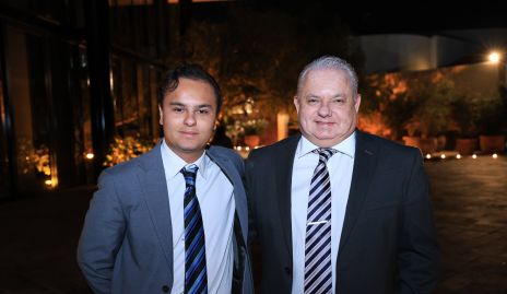  Mauricio y Mauricio Robles.
