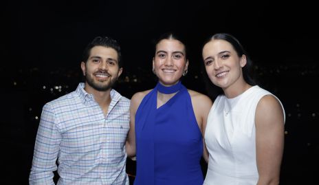  Gonzalo Chávez, Elena Lomeli y María José Zacarías.