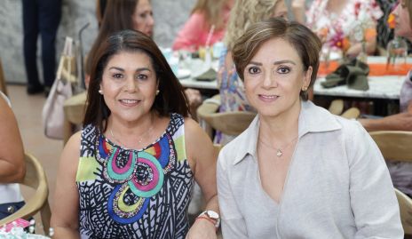 María Elena González y Cony Alvarado.