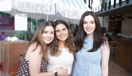  Paulina Estrada, María Dolores Gómez y Renata Castillo.
