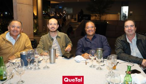  Octavio Aguillón, Octavio Aguillón, Alejandro Aguillón y Mauricio Balbontín.