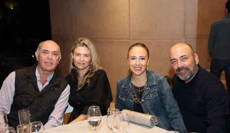  Carlos Hinojosa, Francine Coulón, Sonia Yáñez y Alfonso Téllez.