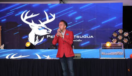  Gustavo Robledo.