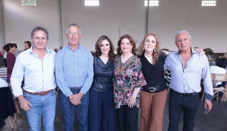  Los hermanos Abud Sarquis, Ricardo, Alejandro, Martha, María Elena, July y Fernando.