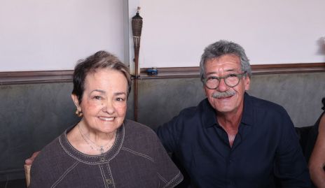  Rosa Elia de Mebius y Amadeo Favela.