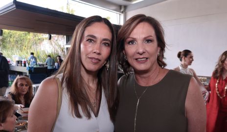  Monica Abud y Caty Barret.