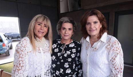  Gaby Ávalos, Gabriela Portillo y Sara González.