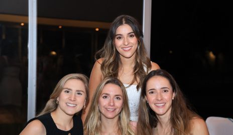  Camila Fernández, Car, Faustina Villarreal y María Cueli.