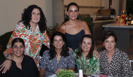  Georgina Guerrero, Marily de Tobías, Dalel Kasis, Rebeca Castillo, Lety Pérez y Ana Hunter.