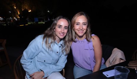  Ángeles Mabhu y Sandra Aldrete.