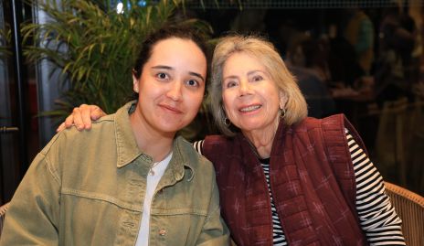  Mariana Acebo y Olivia Rochin.