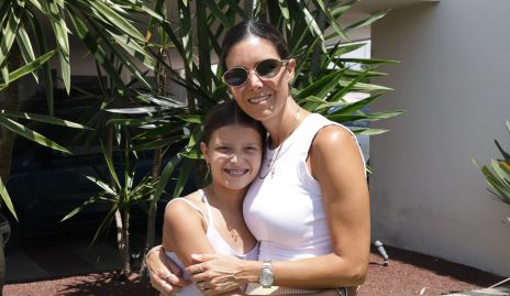  Isa Molina y Gaby Labastida.