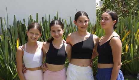  Isa Molina, Andrea Romero, Alexia Zapata y Maya Vázquez.