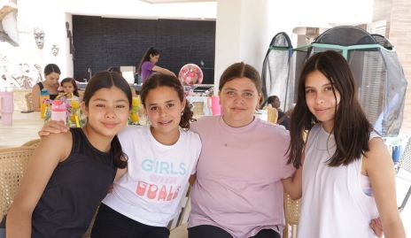  Frida Vázquez, Natalia Benavente, Inés Abella y Luciana Arredondo.