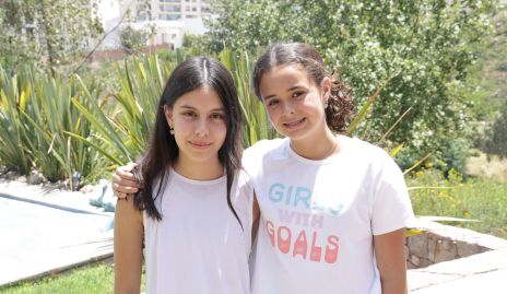  Luciana Arredondo y Natalia Benavente.