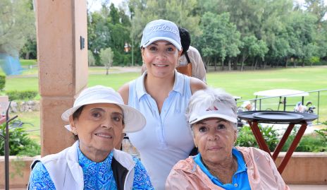  Toyita Villalobos, Ale Pérez y Paty del Peral.