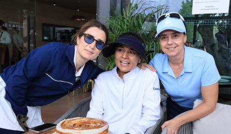  Lourdes Orozco, Lorena Torres y Marcela Alcalde.