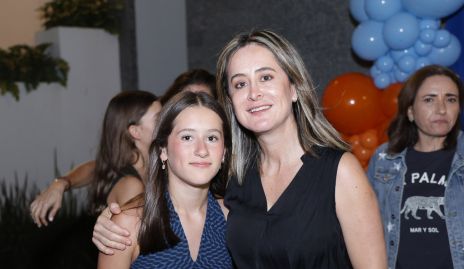  Pía Guevara y Gabriela Acosta.