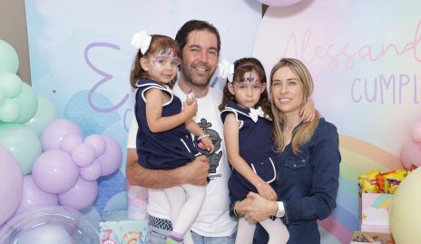  Emilia Zamanillo, Alejandro Zamanillo, Alessa Zamanillo y Gaby Alvarado.