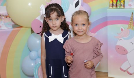  Alessa Zamanillo y Mikaela Martínez.