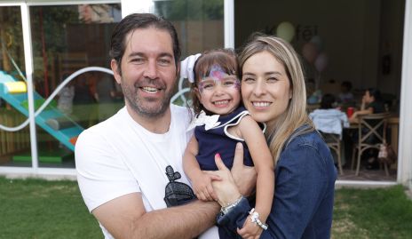  Alejandro Zamanillo, Emilia Zamanillo y Gaby Alvarado.