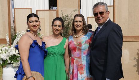  María Paula Fortanelli, Mónica Fortanelli, Mónica Leiva y Gabriel Lomelí.