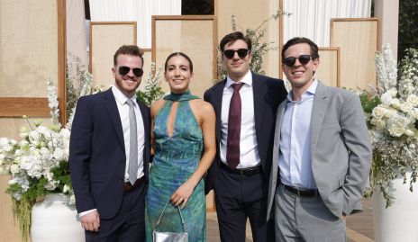  Sergio Mendizábal, Ana Castrillón, Héctor Martínez y Diego Mendizábal .
