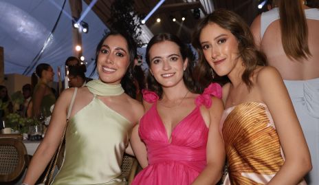  Daniela Monzón, María Emilia Meade e Isabela Ortuño.