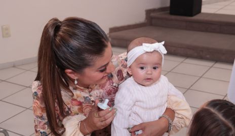  Verónica Romero con su hija Verónica Torres.