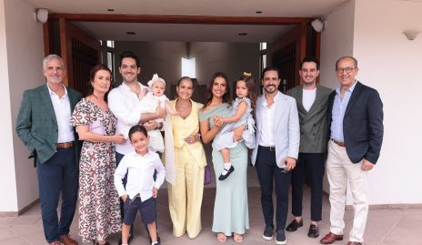  Alberto Familiar, Gabriela Andrés, Alberto Familiar, Rafaela Villaseñor, Chiquis Sánchez, Marcela Díaz Infante, Carlota Villaseñor, José Luis Villaseñor, Enrique Díaz Infante, Enrique Díaz Infante y José María Villaseñor.