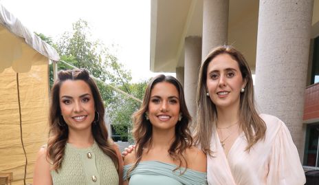  Gabriela Díaz Infante, Marcela Díaz Infante y Valeria Villarreal.