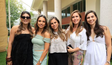  Sofía Cavazos, Marcela Díaz Infante, Gaby Franco, Carmelita Berrueta y Cecilia Solano.