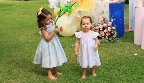  Carlota y Roberta.