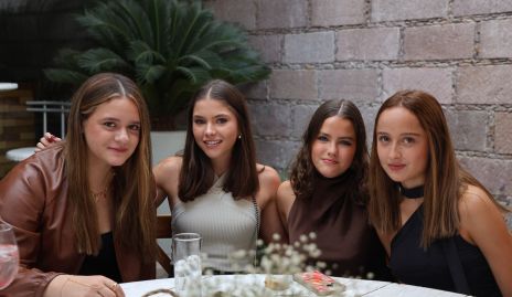  Martina Castro, Regina Zermeño, Ximena Raitarski y Ana Sofía García.