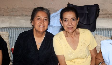  Lupita González y Marcela Nava.